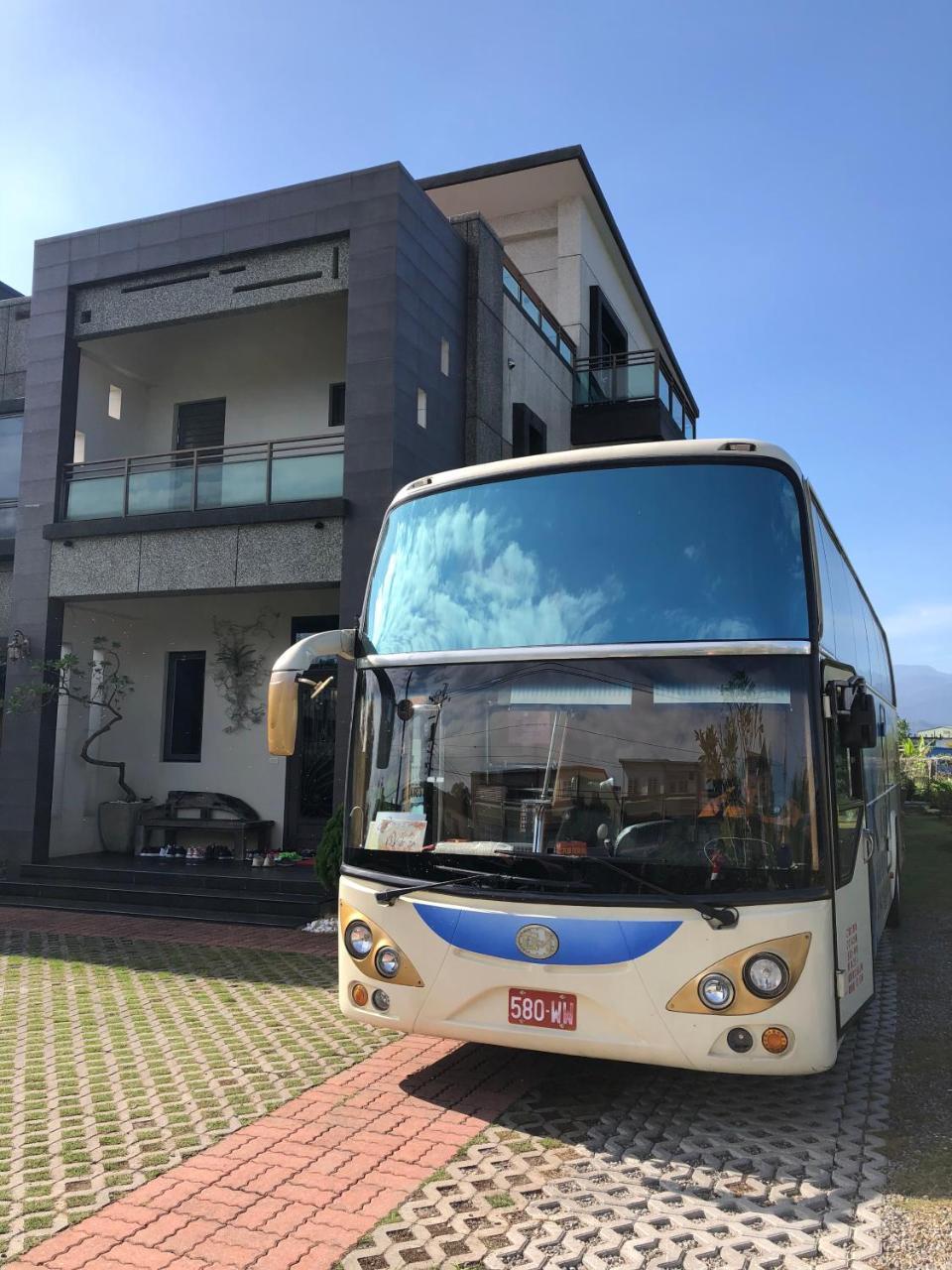 Weiden House Apartment Luodong Bagian luar foto